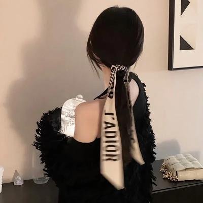 她来自未来
